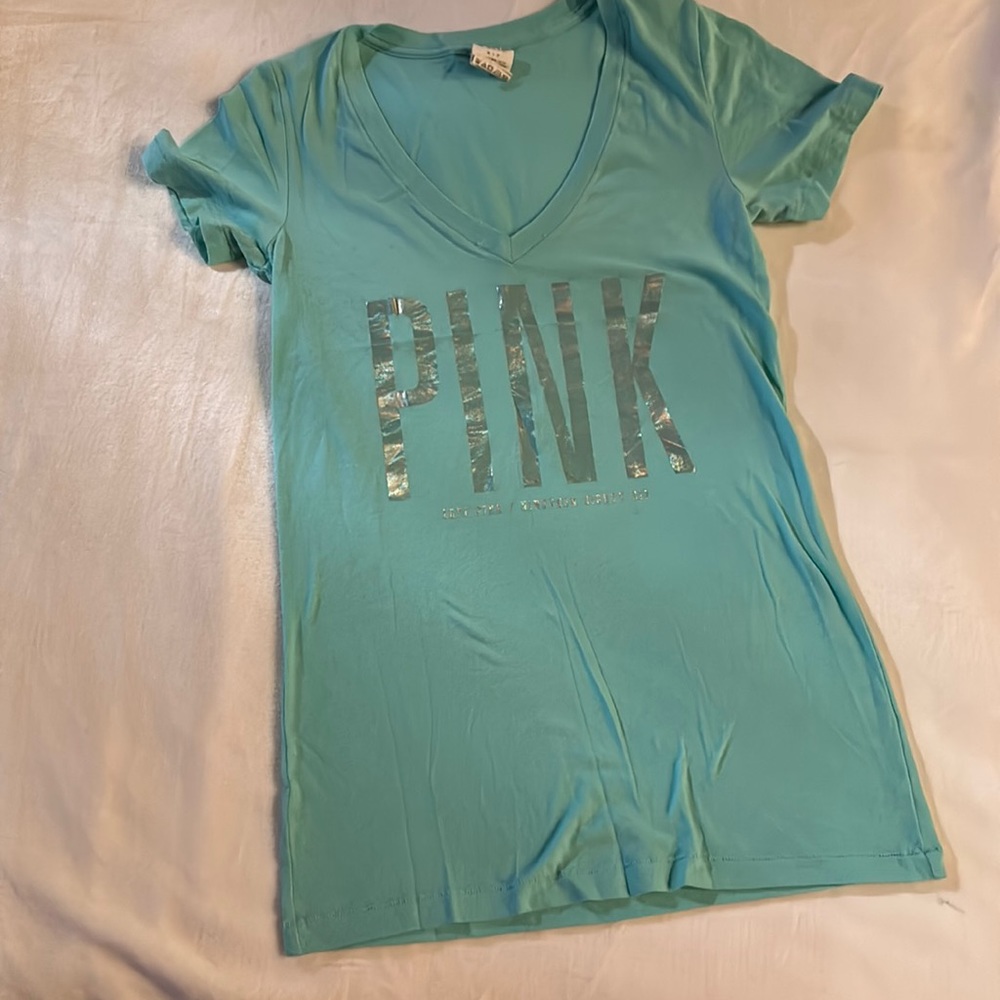 PINK Victoria’s Secret tee